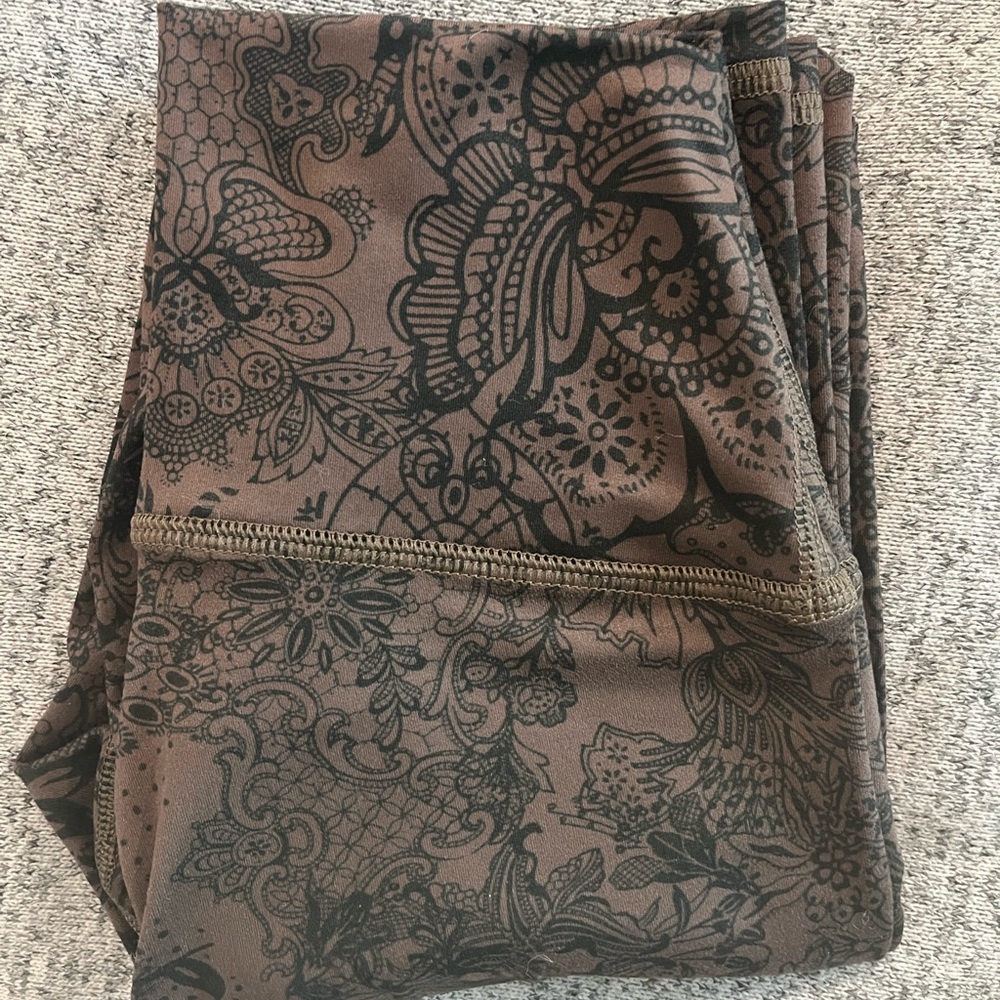 Fleo Brown and Black Floral Leggings